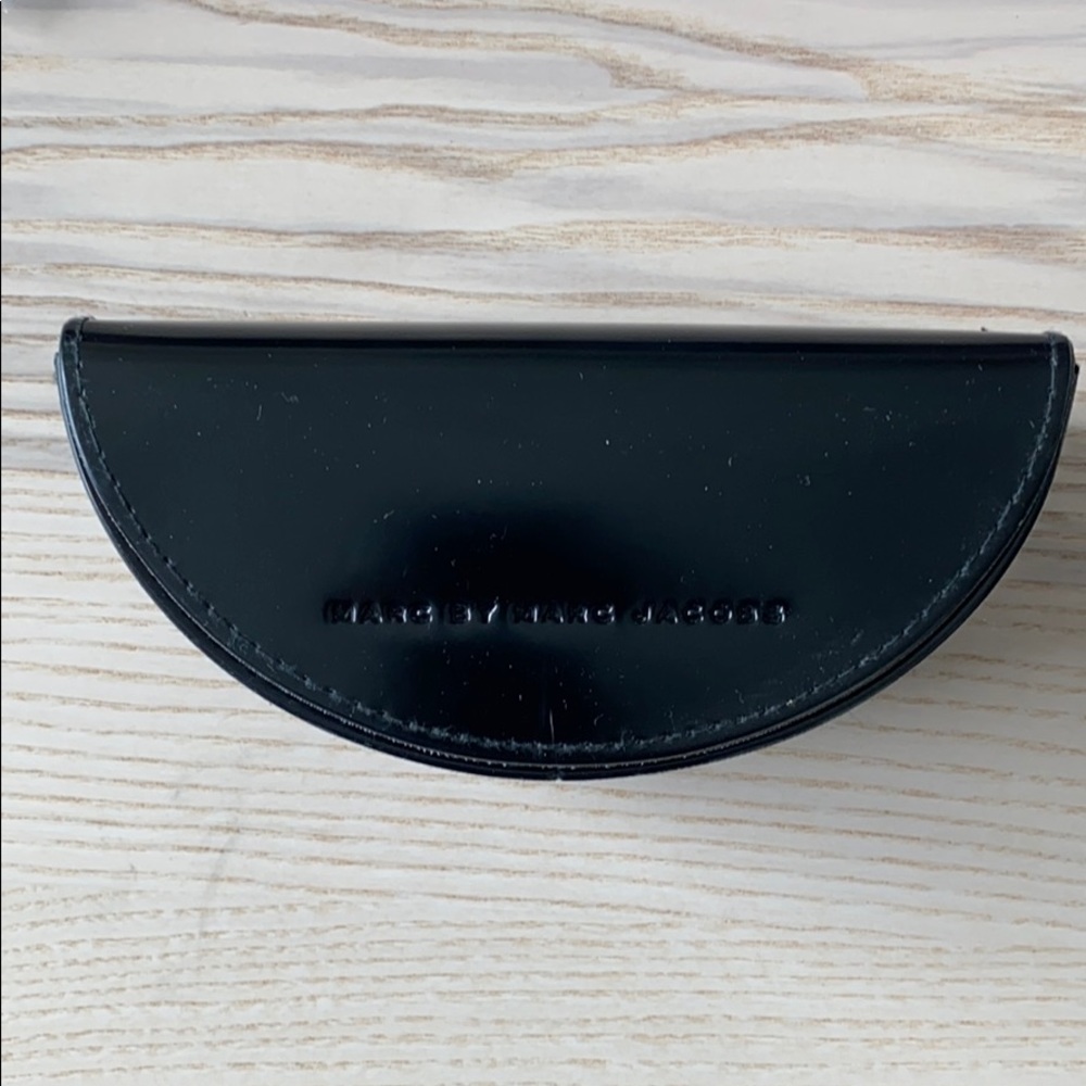 MARC JACOBS sunglasses case